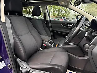 Used 2016 Nissan Qashqai N-Connecta Blue - Interior and Exterior details 10