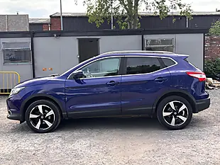 Used 2016 Nissan Qashqai N-Connecta Blue - Interior and Exterior details 4