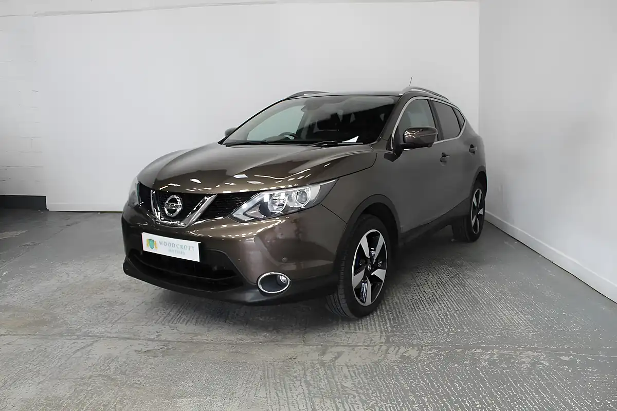 Used 2016 Nissan Qashqai N-Connecta Bronze - Interior and Exterior details 2
