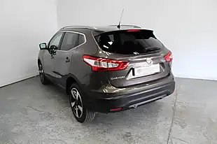Used 2016 Nissan Qashqai N-Connecta Bronze - Interior and Exterior details 5
