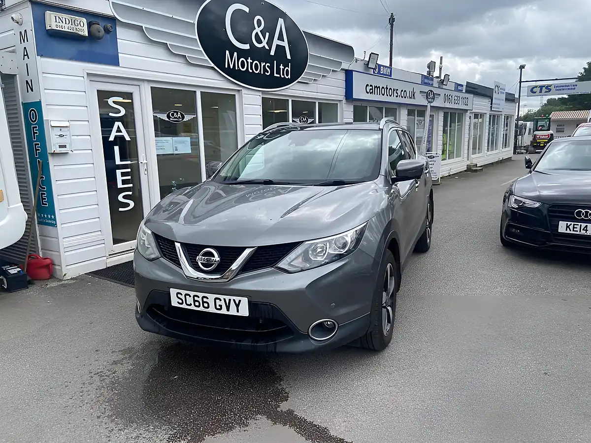 Used 2016 Nissan Qashqai N-Connecta Grey - Interior and Exterior details 2