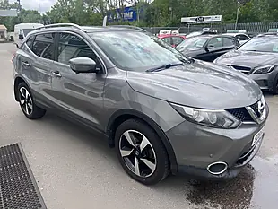 Used 2016 Nissan Qashqai N-Connecta Grey - Interior and Exterior details 7