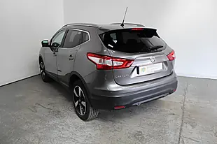 Used 2016 Nissan Qashqai N-Connecta Grey - Interior and Exterior details 5