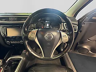 Used 2016 Nissan Qashqai N-Connecta Grey - Interior and Exterior details 12