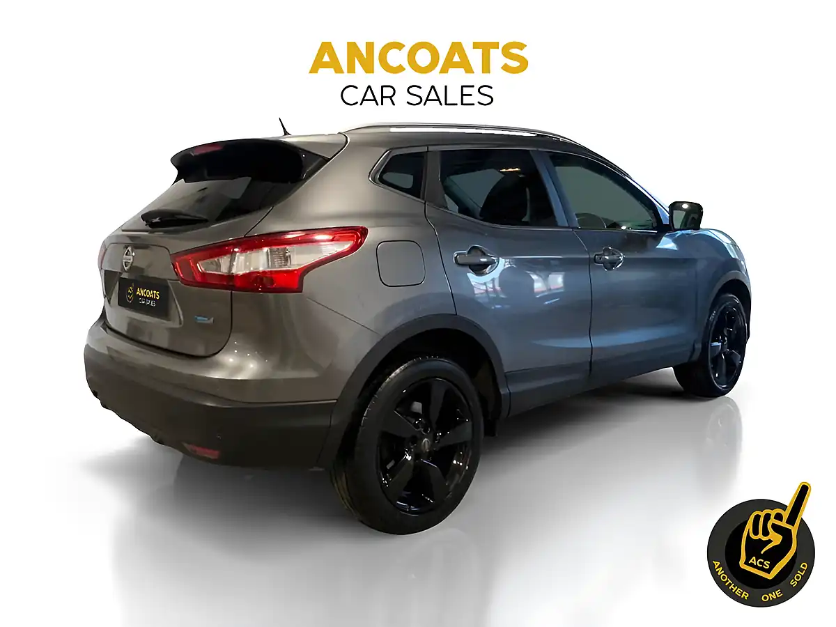 Used 2016 Nissan Qashqai N-Connecta Grey - Interior and Exterior details 6