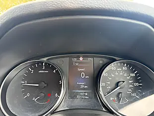 Used 2016 Nissan Qashqai N-Connecta Grey - Interior and Exterior details 5