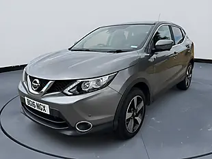 Used 2016 Nissan Qashqai N-Connecta Grey - Interior and Exterior details 6