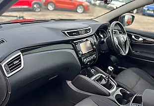 Used 2016 Nissan Qashqai N-Connecta Gun Metal Grey - Interior and Exterior details 14