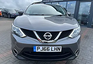 Used 2016 Nissan Qashqai N-Connecta Gun Metal Grey - Interior and Exterior details 3