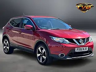 Used 2016 Nissan Qashqai N-Connecta Magnetic Red - Interior and Exterior details 2