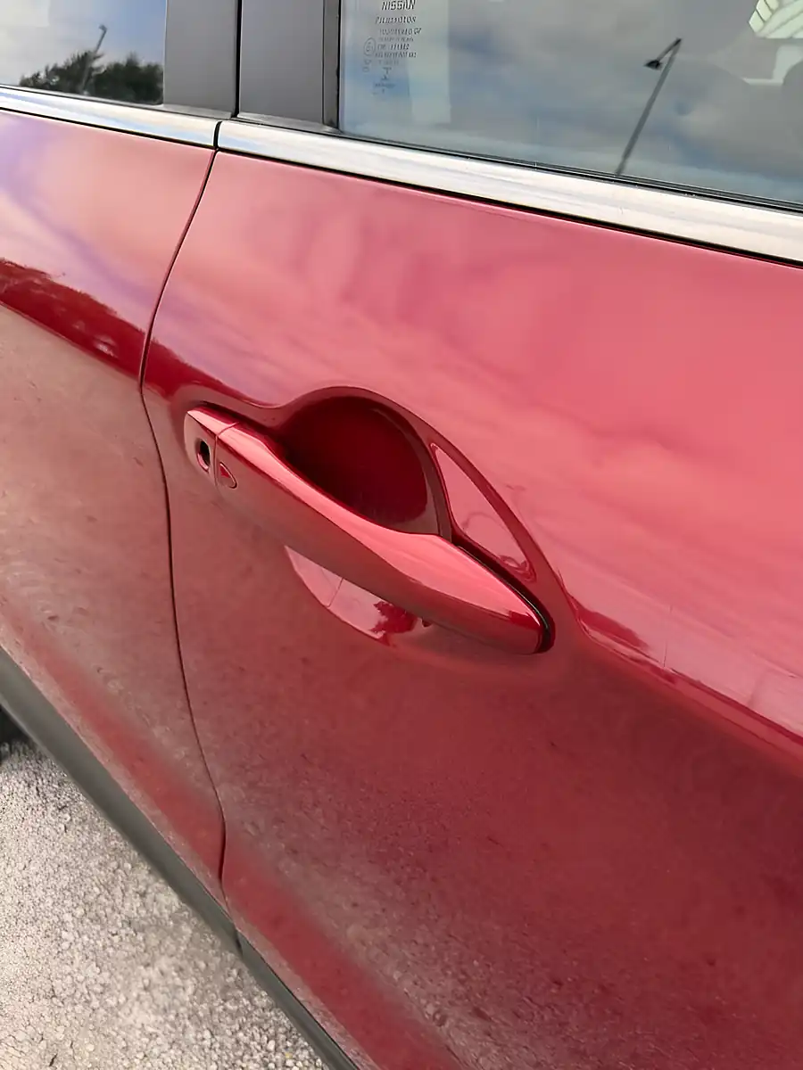 Used 2016 Nissan Qashqai N-Connecta Magnetic Red Met - Naj - Interior and Exterior details 10