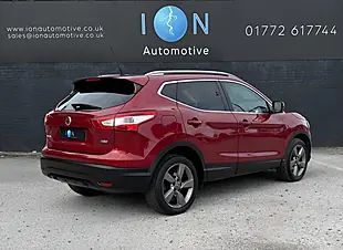 Used 2016 Nissan Qashqai N-Connecta Magnetic Red Met - Naj - Interior and Exterior details 2