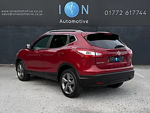 Used 2016 Nissan Qashqai N-Connecta Magnetic Red Met - Naj - Interior and Exterior details 9