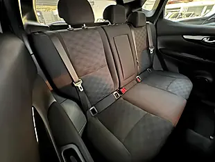 Used 2016 Nissan Qashqai N-Connecta Pearl Black - Interior and Exterior details 11