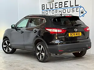 Used 2016 Nissan Qashqai N-Connecta Pearl Black - Interior and Exterior details 4