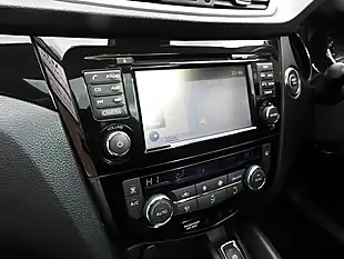Used 2016 Nissan Qashqai N-Connecta Phantom Black - Interior and Exterior details 16