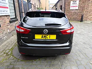 Used 2016 Nissan Qashqai N-Connecta Phantom Black - Interior and Exterior details 5