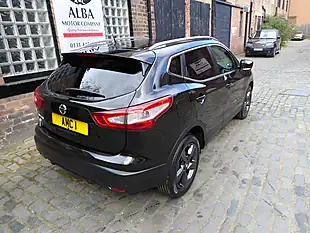 Used 2016 Nissan Qashqai N-Connecta Phantom Black - Interior and Exterior details 6