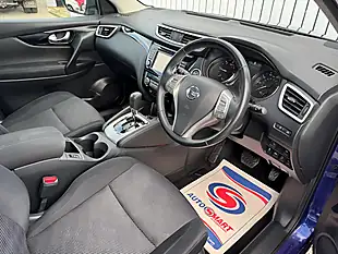 Used 2016 Nissan Qashqai N-Connecta Purple - Interior and Exterior details 17