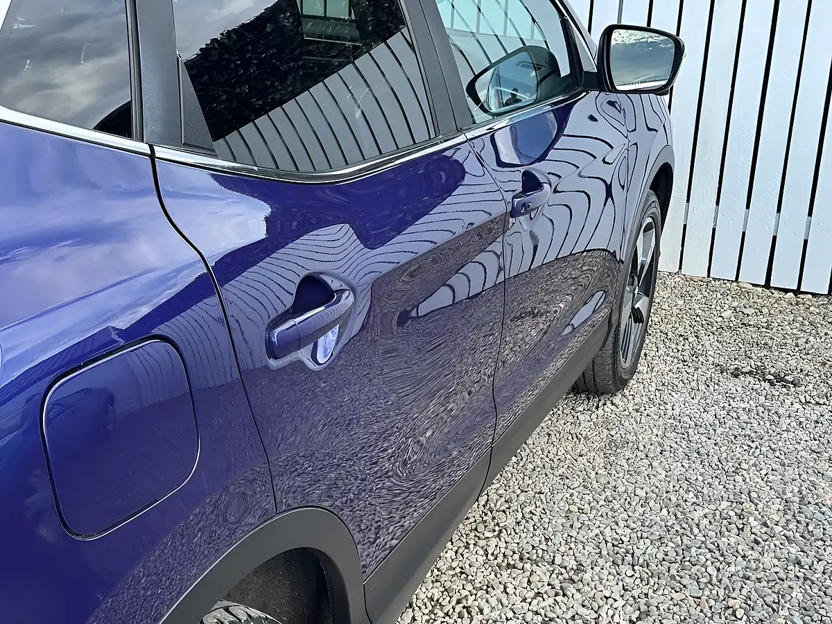 Used 2016 Nissan Qashqai N-Connecta Purple - Interior and Exterior details 9