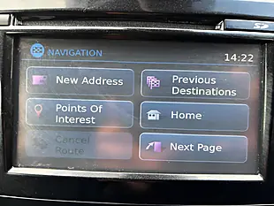 Used 2016 Nissan Qashqai N-Connecta Red - Interior and Exterior details 15