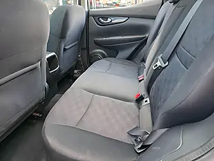 Used 2016 Nissan Qashqai N-Connecta Silver - Interior and Exterior details 13
