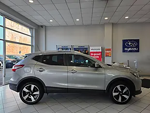 Used 2016 Nissan Qashqai N-Connecta Silver - Interior and Exterior details 8