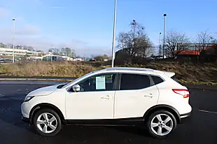 Used 2016 Nissan Qashqai N-Connecta White - Interior and Exterior details 2