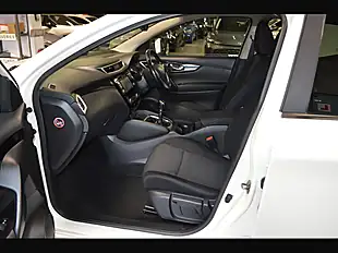 Used 2016 Nissan Qashqai N-Connecta White - Interior and Exterior details 13