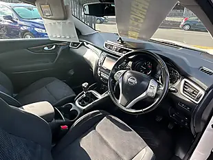 Used 2016 Nissan Qashqai N-Connecta White - Interior and Exterior details 10