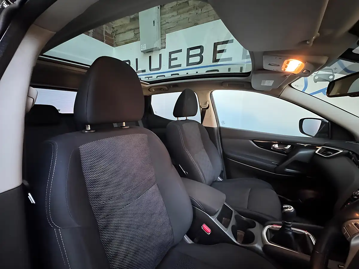 Used 2016 Nissan Qashqai N-Tec+ Black - Interior and Exterior details 12
