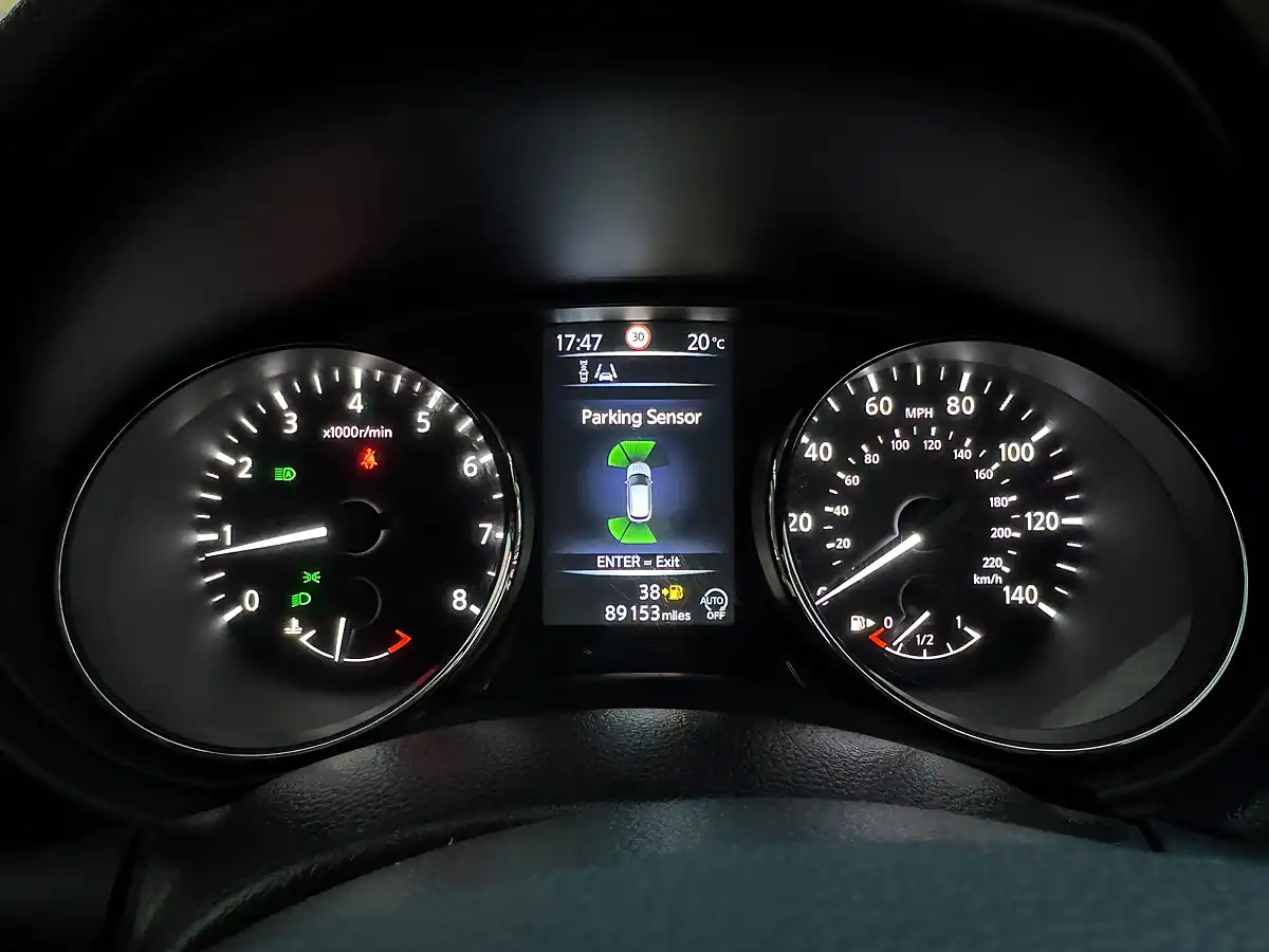 Used 2016 Nissan Qashqai N-Tec+ Black - Interior and Exterior details 18