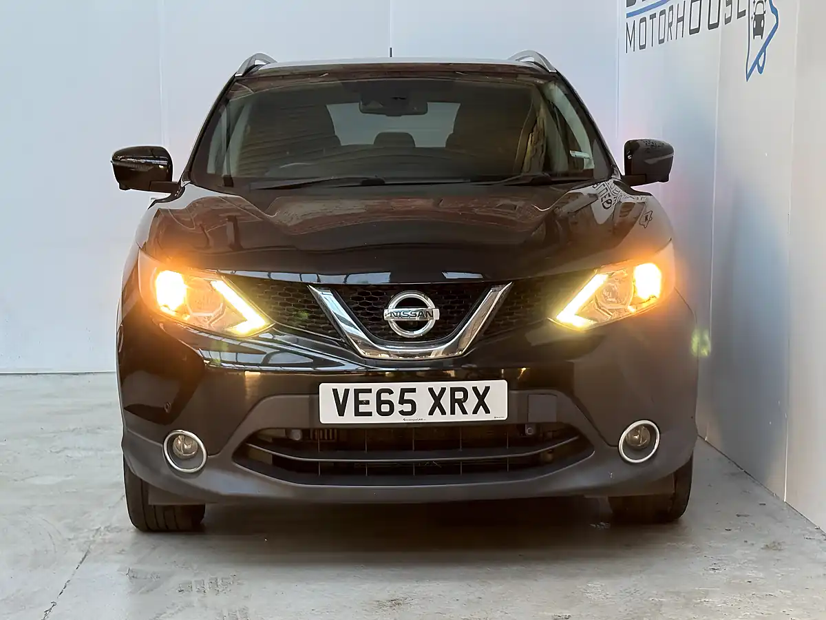 Used 2016 Nissan Qashqai N-Tec+ Black - Interior and Exterior details 2