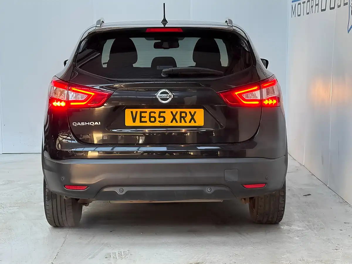 Used 2016 Nissan Qashqai N-Tec+ Black - Interior and Exterior details 5