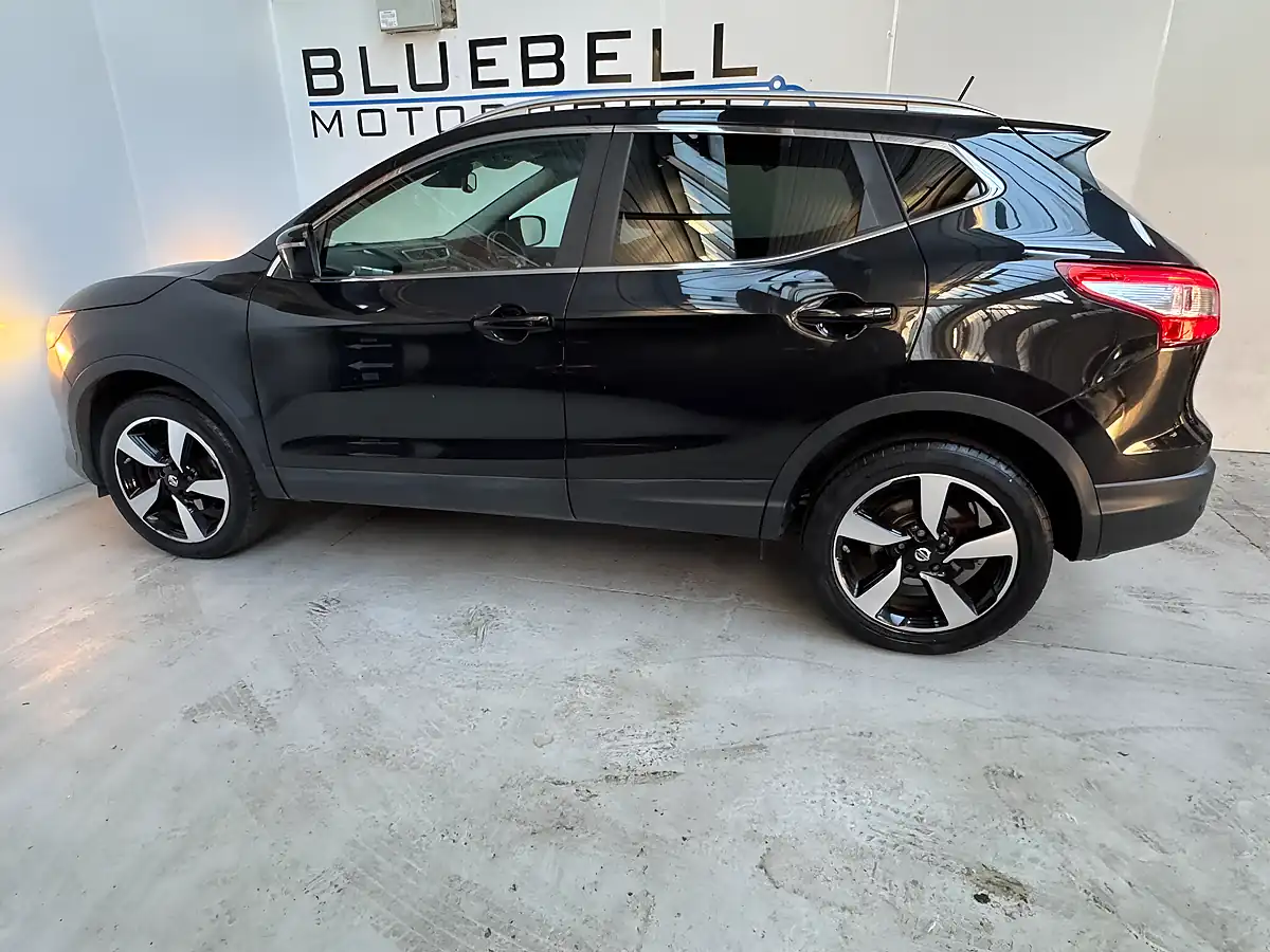 Used 2016 Nissan Qashqai N-Tec+ Black - Interior and Exterior details 7