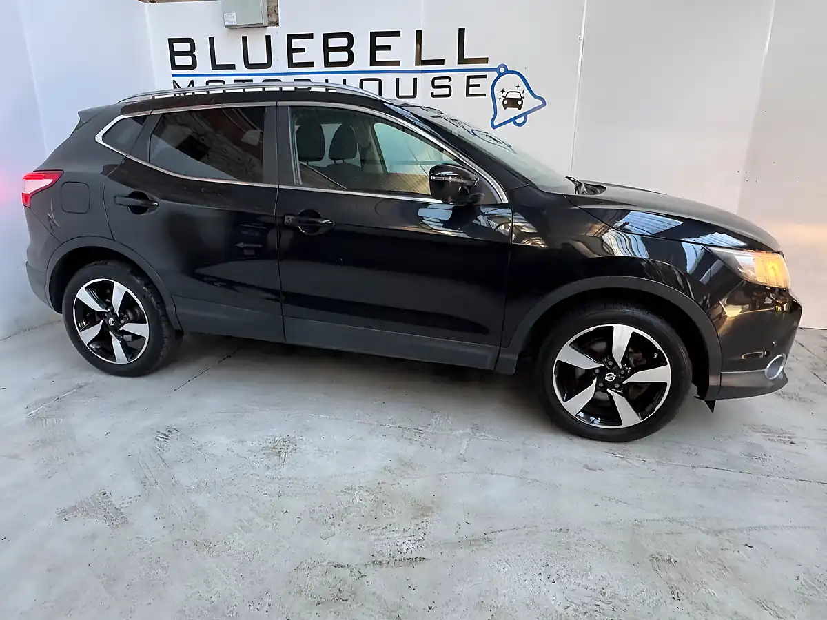 Used 2016 Nissan Qashqai N-Tec+ Black - Interior and Exterior details 8