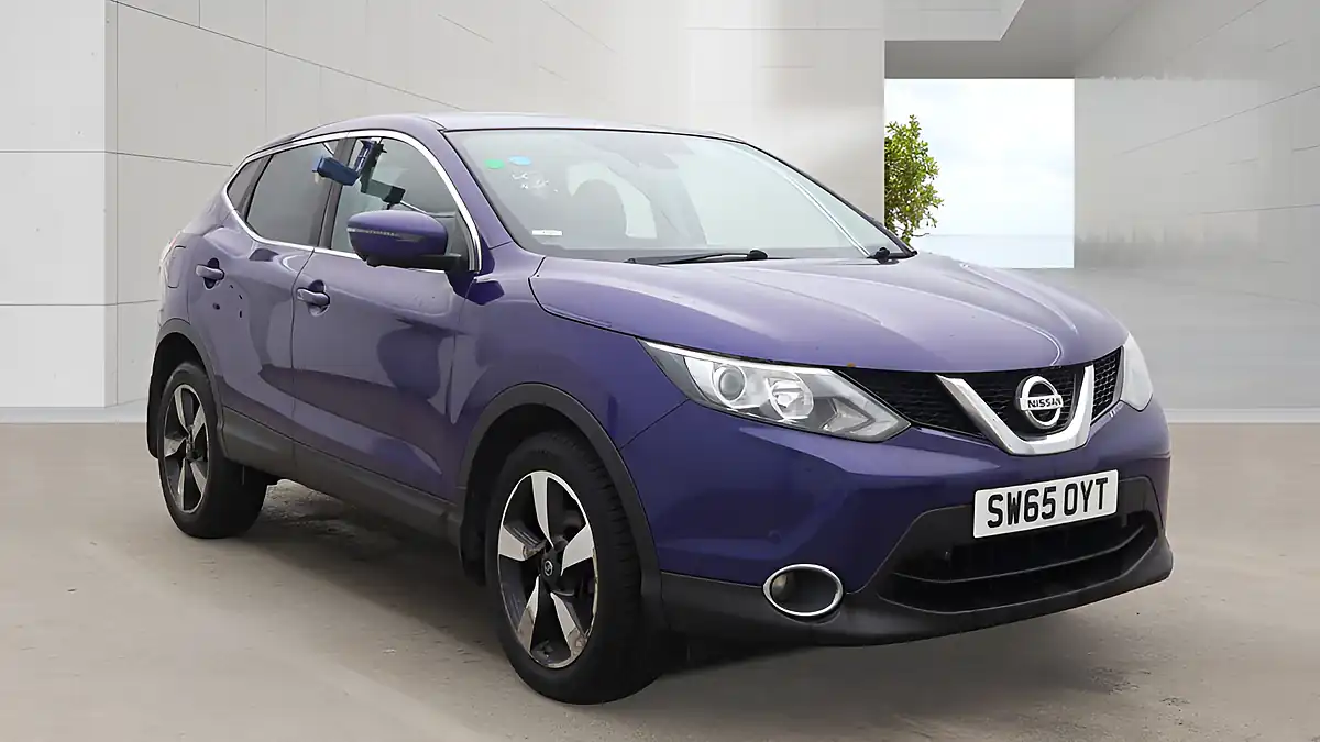 Used 2016 Nissan Qashqai N-Tec Blue - Front View