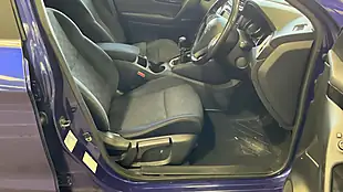 Used 2016 Nissan Qashqai N-Tec Blue - Interior and Exterior details 11