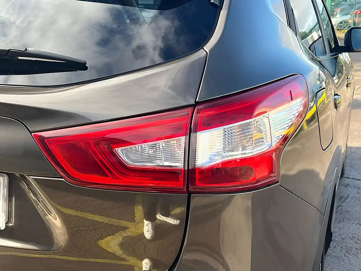 Used 2016 Nissan Qashqai N-Tec+ Bronze - Interior and Exterior details 19