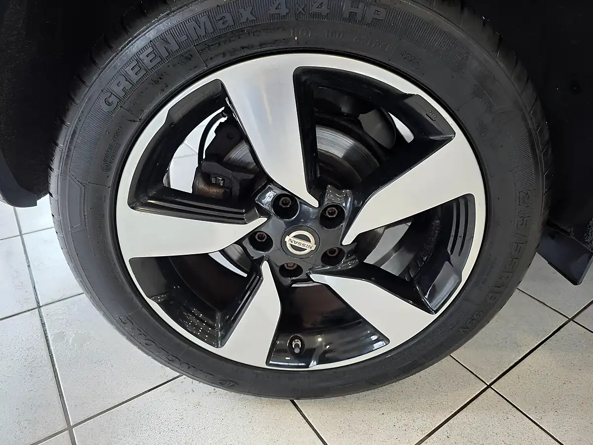 Used 2016 Nissan Qashqai N-Tec Grey - Interior and Exterior details 10