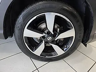 Used 2016 Nissan Qashqai N-Tec Grey - Interior and Exterior details 11