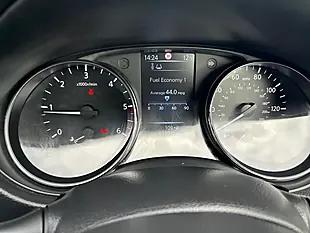 Used 2016 Nissan Qashqai N-Tec+ Grey - Interior and Exterior details 9