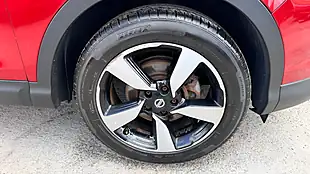 Used 2016 Nissan Qashqai N-Tec Red - Interior and Exterior details 19