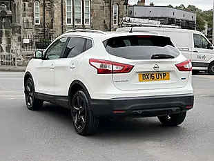 Used 2016 Nissan Qashqai N-Tec+ White - Interior and Exterior details 12