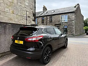 Used 2016 Nissan Qashqai Tekna Black - Interior and Exterior details 11