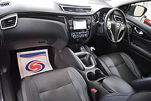 Used 2016 Nissan Qashqai Tekna Black - Interior and Exterior details 13