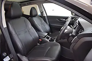 Used 2016 Nissan Qashqai Tekna Black - Interior and Exterior details 9