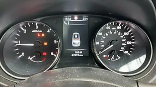 Used 2016 Nissan Qashqai Tekna Black - Interior and Exterior details 12