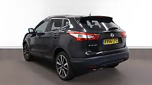Used 2016 Nissan Qashqai Tekna Black - Interior and Exterior details 4