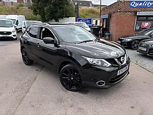 Used 2016 Nissan Qashqai Tekna Black - Interior and Exterior details 3